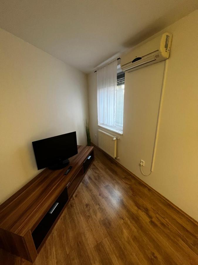 Apartman Nico Dunajská Streda Exterior foto